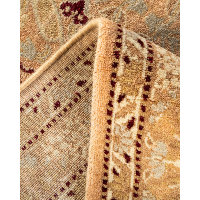 Tapis unique fait à la main Keenan - beige / rouge 8 pi 2 po x 10 pi 1 po