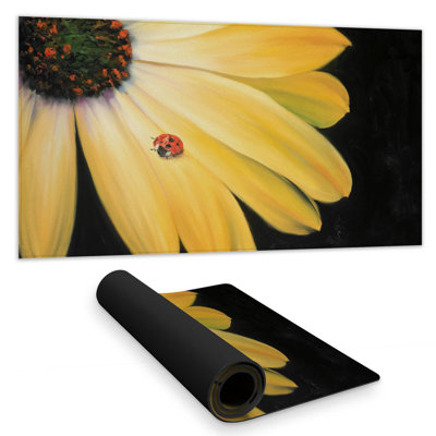 Yellow daisy and ladybug - 15.75"x31.50" Desk mat