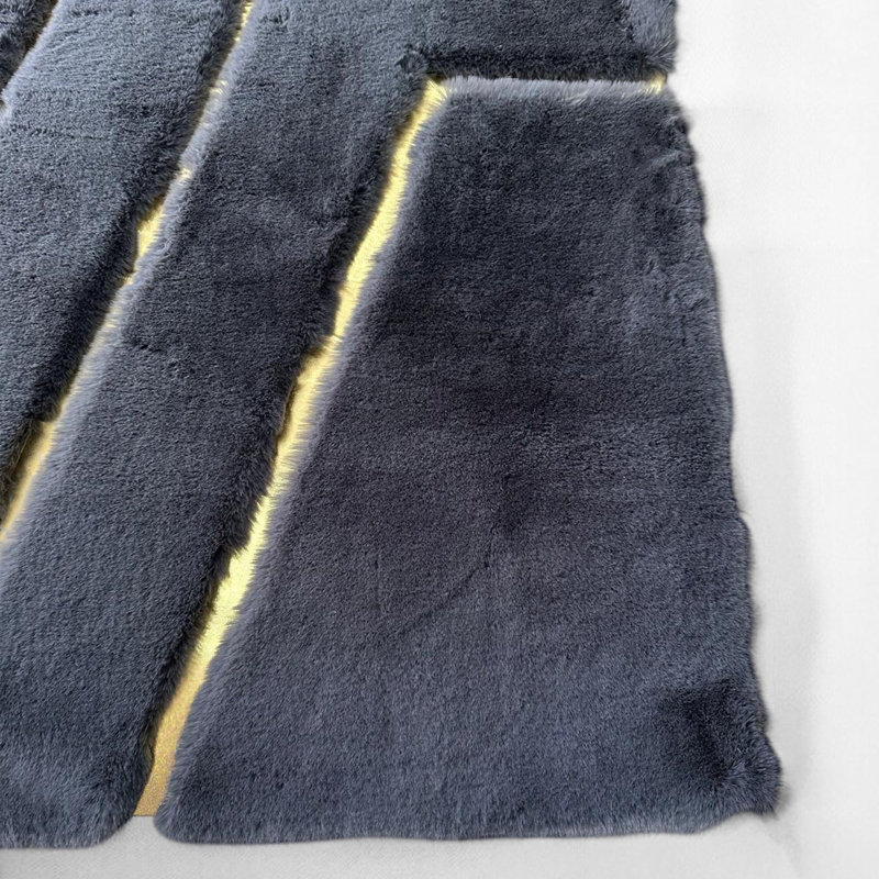 Tapis en peluche géométrique noir et doré_8,83 X 12 pi, Rectangle 8 pi 10 po x 12 pi