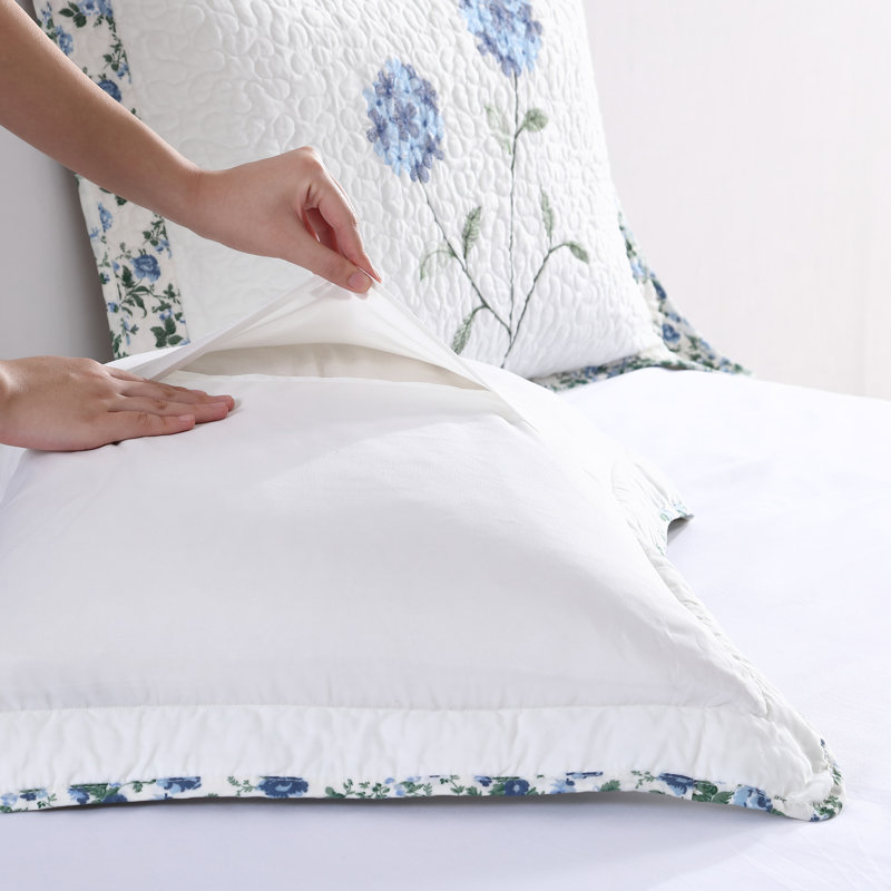  Carnation Embroidered Polyester Envelope Sham, Blue