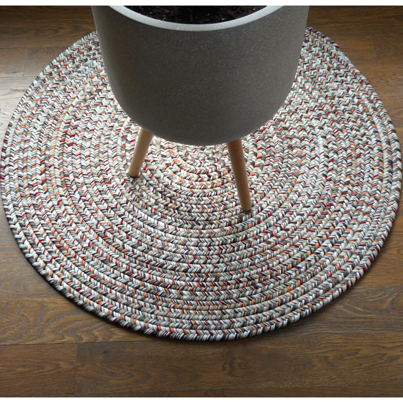 Tweed Tije, Rond 12 pi