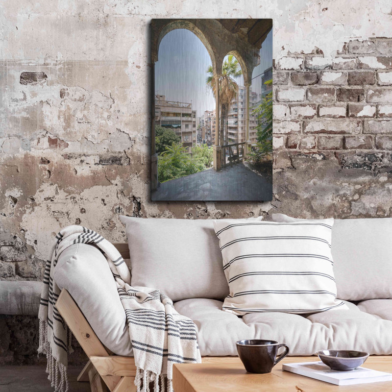 «Cityview from balcon» par Roman Robroek, art mural en métal 24 po x 36 po
