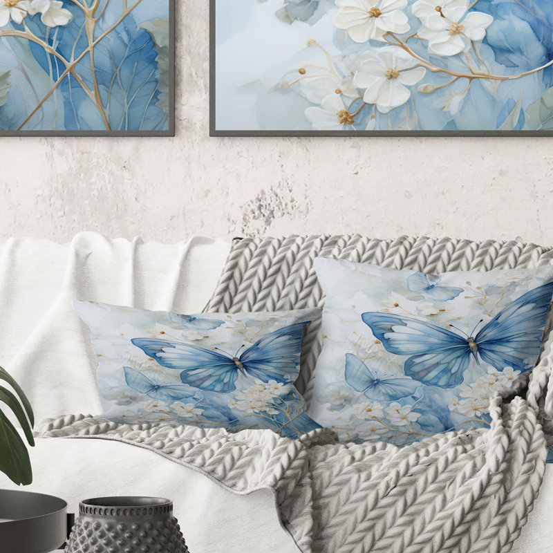 Coussin Blue Butterfly Whispering Wings II - imprimé papillon