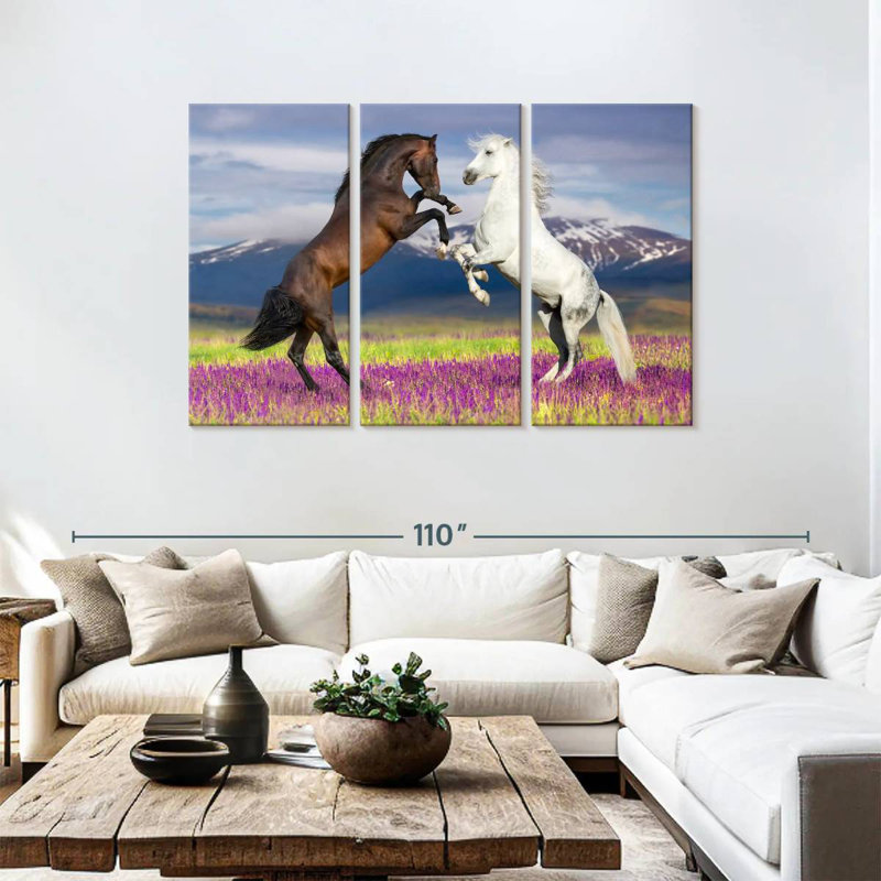 Chevaux ludiques, H 48 po x l 74 po