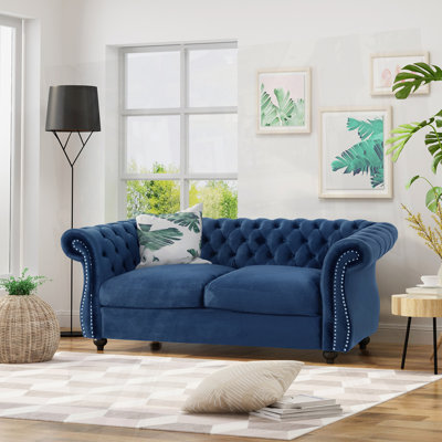 Traditional Chesterfield loveseat