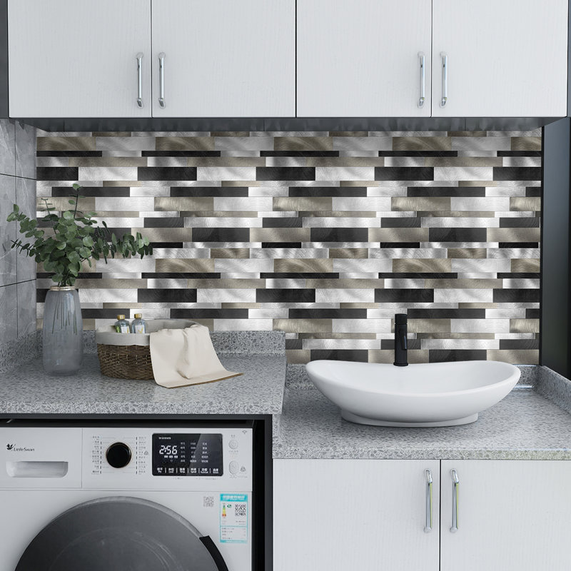 Sleek Metallic Layers Peel and Stick Aluminum Tile Size:303 x 297 x 4 mm (Pack of 4)