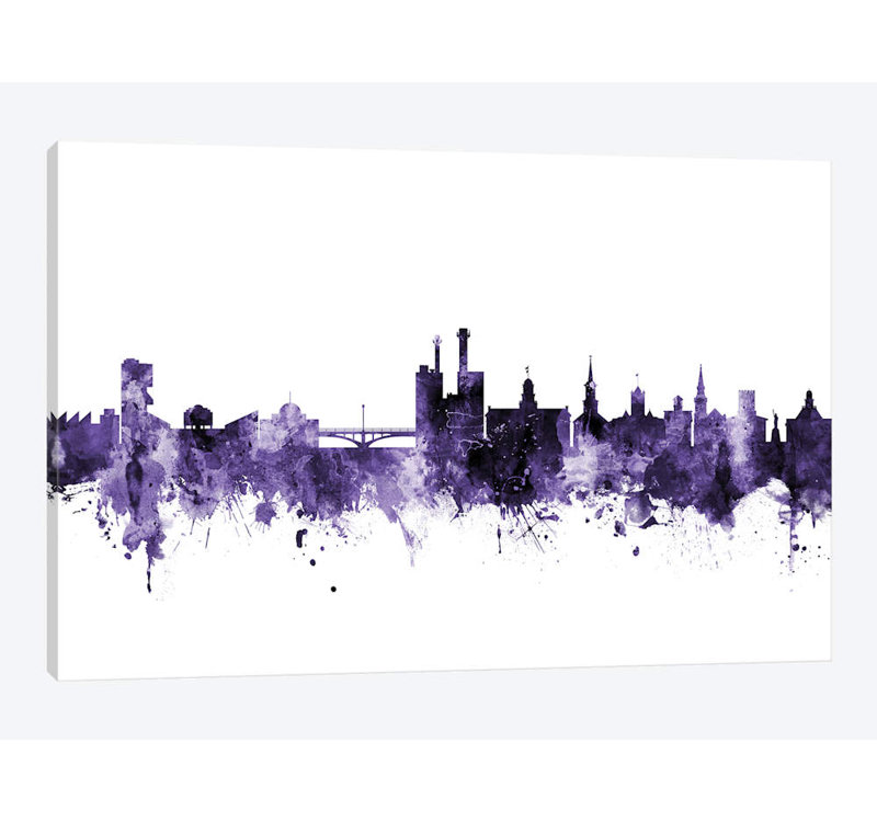 «Iowa City, Iowa Skyline» par Michael Tompsett, impression, 8 po x 12 po x 0,75 po, Toile tendue, Pas de tapis
