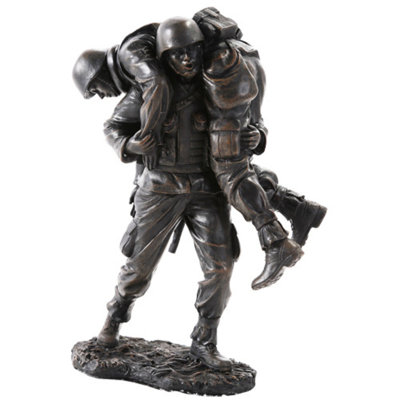 Figurine de soldat blessé