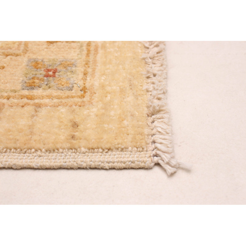 Tapis unique ivoire 8 pi 2 po x 9 pi 9 po
