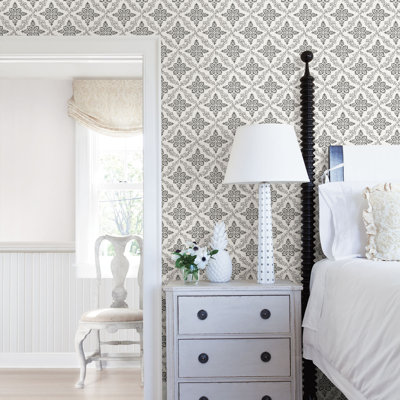 Damask Roll