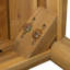 Table de jardin en bois, structure stable, spacieuse, avec patins antidérapants pour une meilleure stabilité.