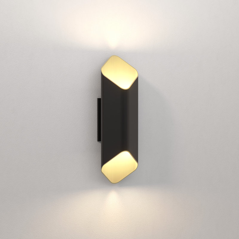 Ako 420 Phase, Matte Black, 522 Lumens, 16.54" H x 5.12" W x 3.74" D