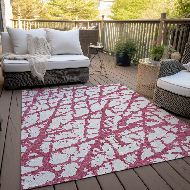 Blush and White Abstract Machine-Washable Indoor/Outdoor Rug