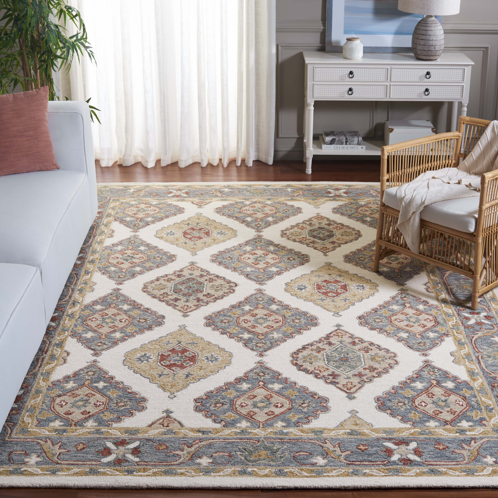 Gray Ivory Hand-Tufted Wool Rug, Rectangle 8' x 10'