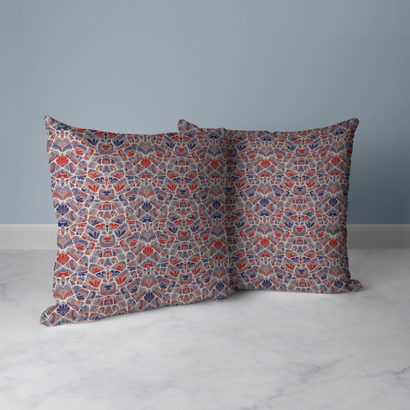 Coussin Wildflower Lagoon, H 18 po x l 18 po, Bleu / blanc / rouge