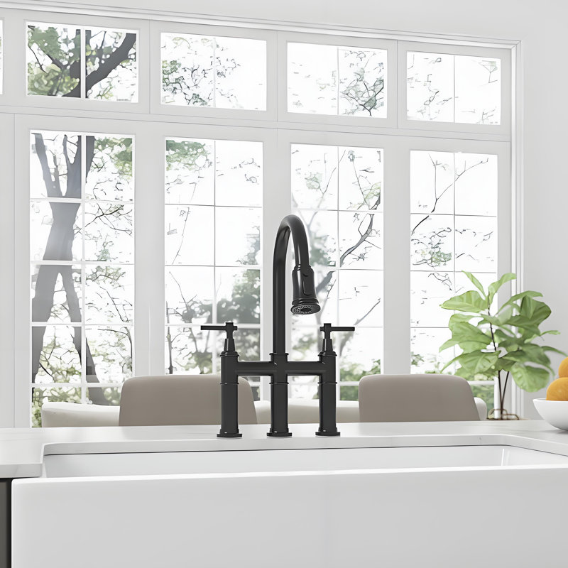 Dilon Pull Down Kitchen Faucet, Matte Black