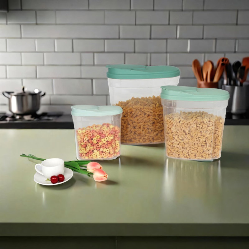 Nested Plastic Container Set With Lids, Green