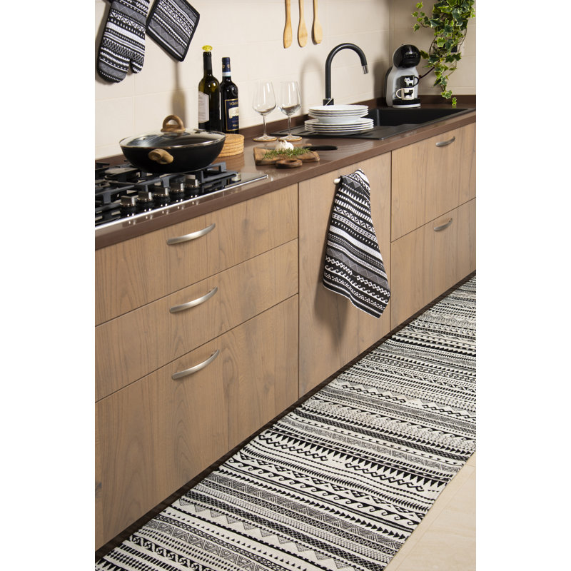 Etnico Chevron Area Rug, Rectangle 55 x 110cm