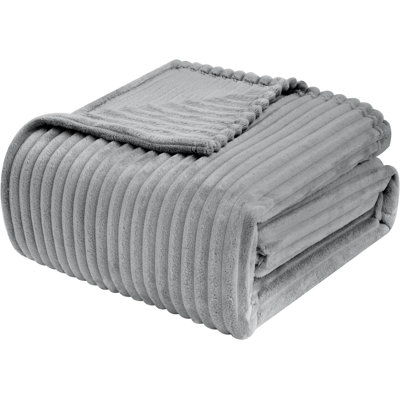 Kuscheldecke Nargiz