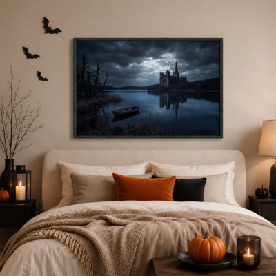 Château gothique se reflétant dans un lac bleu foncé - Toile murale d'Halloween