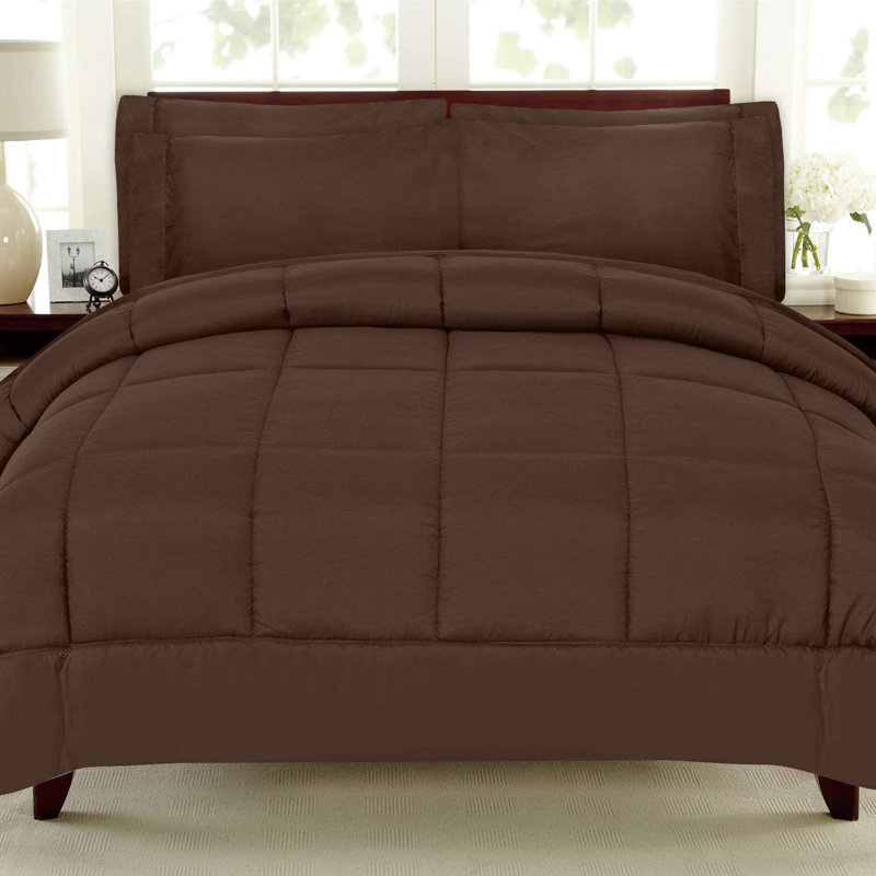Luxury Soft Down Alternative Microfiber Lightweight Comforter Set Bed in a Bag, Chocolate, Chocolate