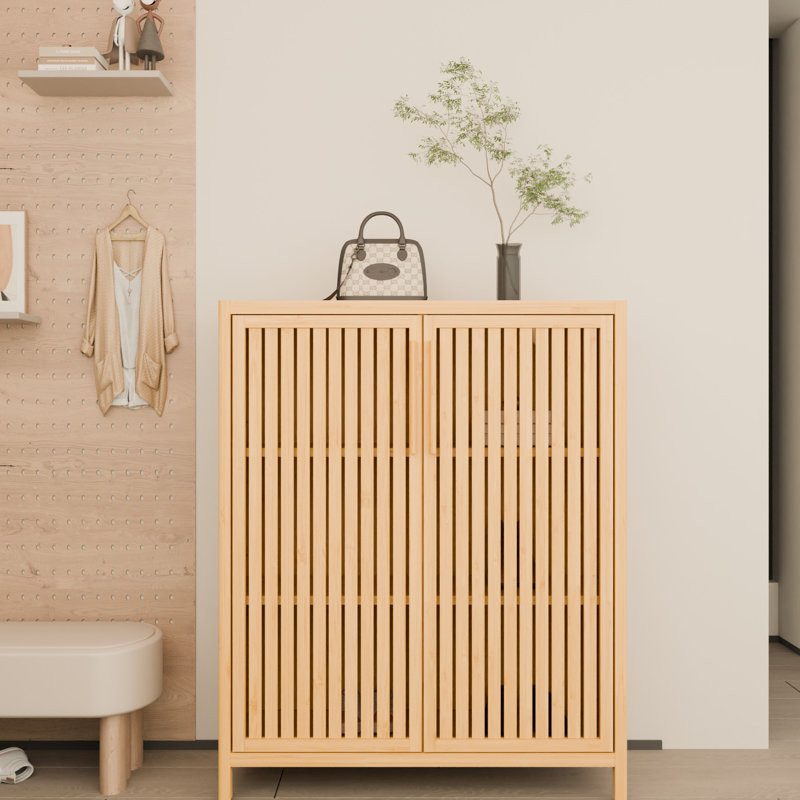Armoire multi-scène de 42 pouces pour la chambre à coucher, le rangement pratique pour la cuisine avec portes et tablettes ouvertes.