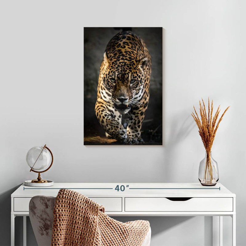 Brampt Strutting Jaguar, H 24 po x l 16 po