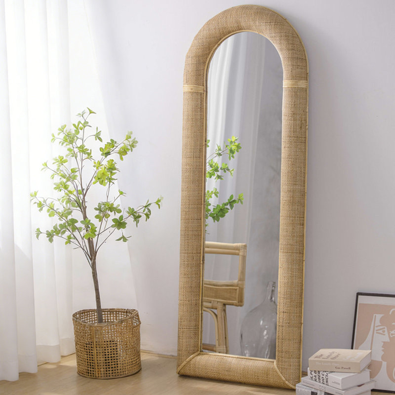 Demi-cercle en rotin + miroirs pleine grandeur en bois manufacturé