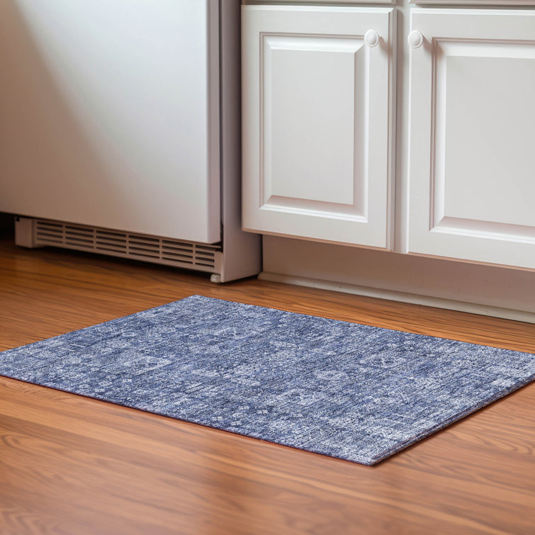 Tapis bleu marine Cerrito lavable à la machine de qualité supérieure