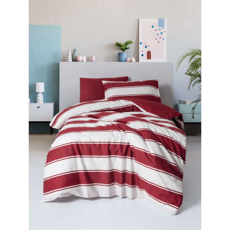 Christmas-Themed Cotton Ranforce Quilt Cover Set, Red & White, Duvet Cover 55.1 x 78.7 inches & 1 Pillowcase 23.6 x 23.6 inches | 100% Cotton, Reactive Printing, Machine Washable, Button Closure, Cozy Holiday Decor