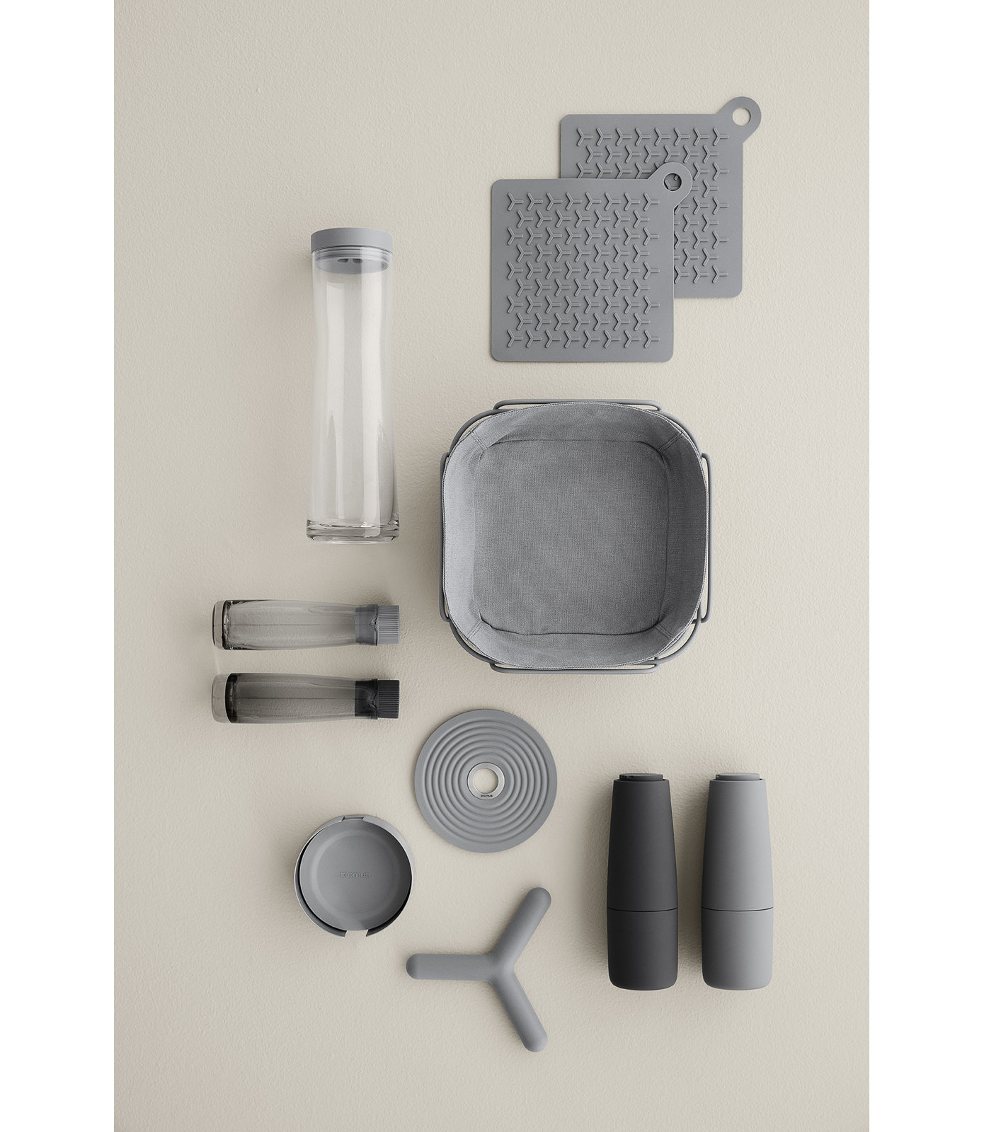 OOLONG Trivet, Sharkskin