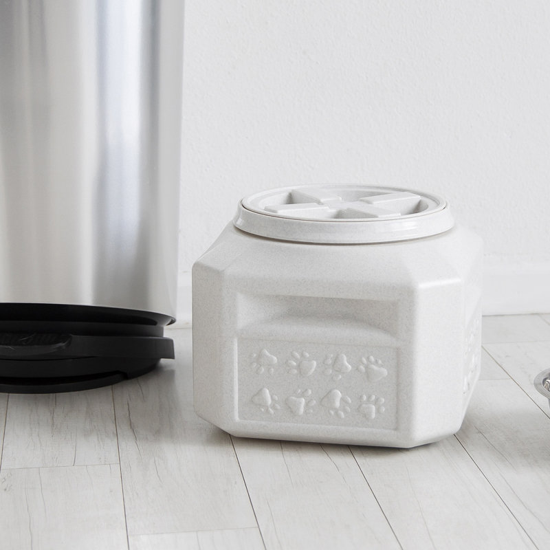 Gray Airtight Plastic Pet Food Storage Container with Twist Lid