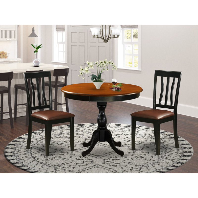 L'ensemble de table de salle à manger 3 pièces comprend une table de cuisine moderne et 2 chaises de cuisine en similicuir avec dossier à lattes - finition noire