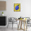 Cadre flottant bleu citron sur jaune, design par Matthew Piotrowicz-1537902098-1537902103