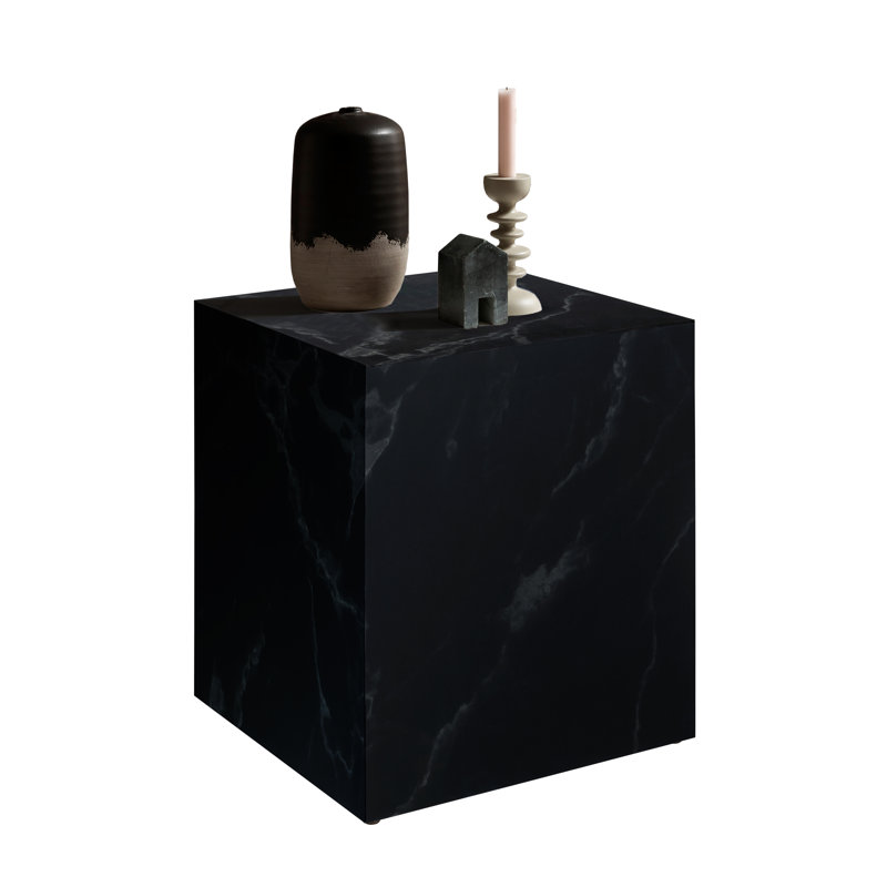 Aarthi End Table, Black