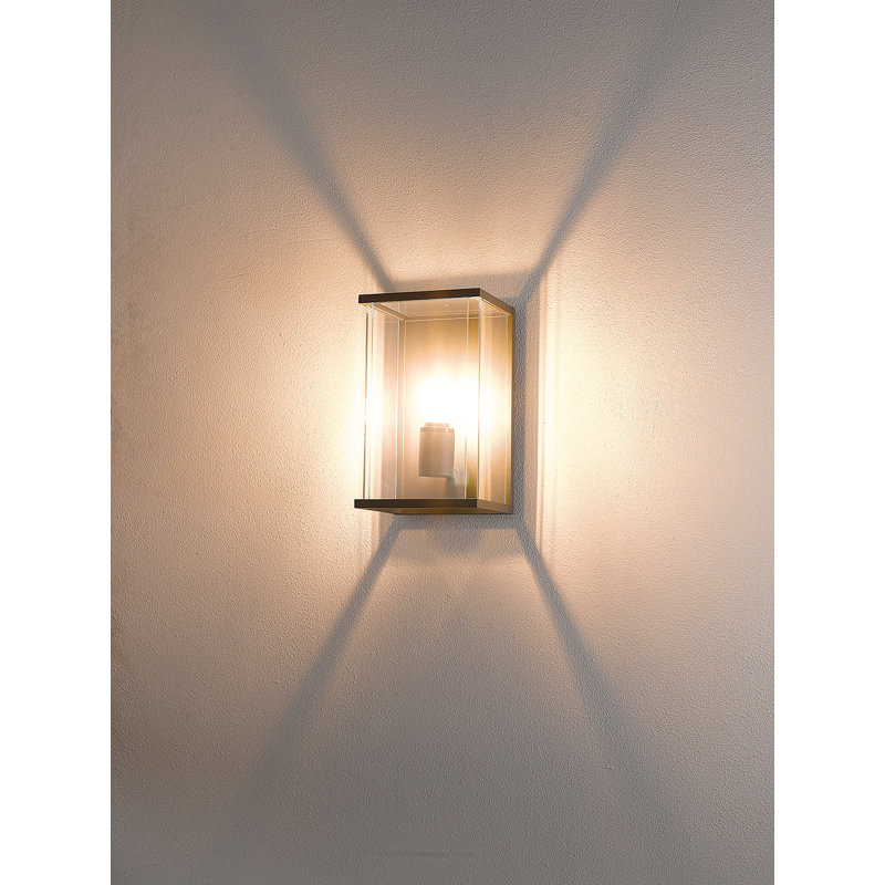 30cm H Outdoor Flush Mount