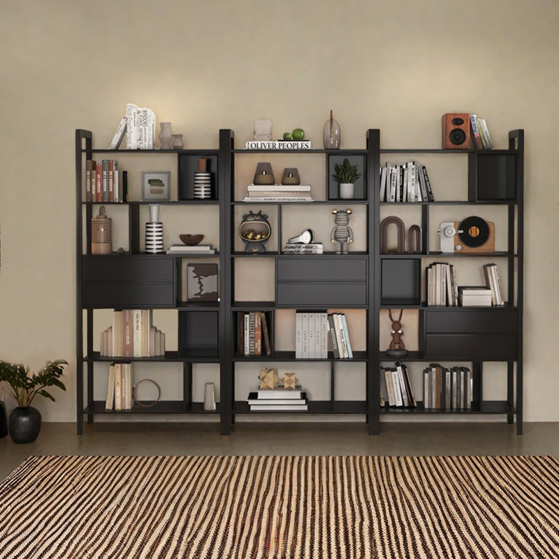 Geren, Black