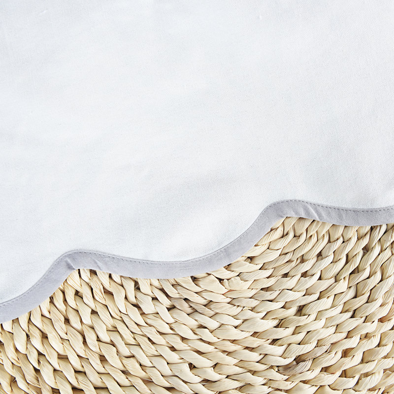 Chic Bed Skirt - Easy Fit Scallop Edge Pleated Bedskirts, Anti-Slip Dust Ruffle, Thick Fabric For Enhanced Privacy, Pre-Washed For Long-Lasting Use, Machine Washable