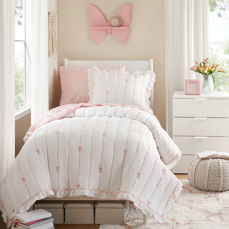 Ensemble de courtepointe réversible Liv, Courtepointe simple, Blanc / Rose