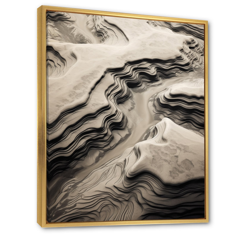 «Eernal Dunes Desert Rivers I», reproduction sur toile, Cadre flottant doré, H 44 po x l 34 po x P 1,5 po
