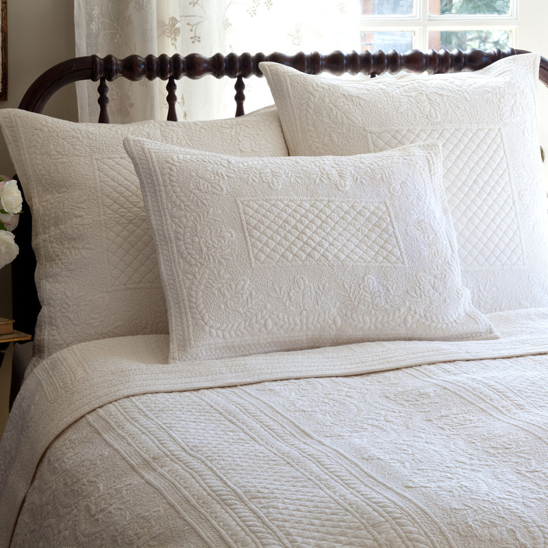 Abigail 100% Cotton Quilt, King Quilt, White