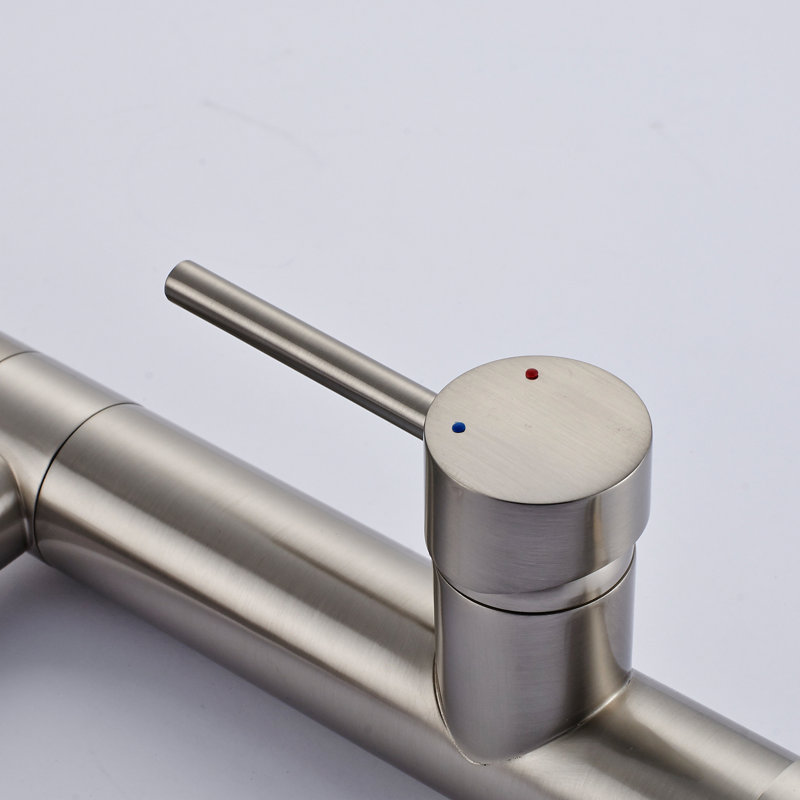 Robinet de cuisine chaud / froid avec surface escamotable, surface en nickel brossé, poignée simple en laiton nickelé, évier fonctionnel