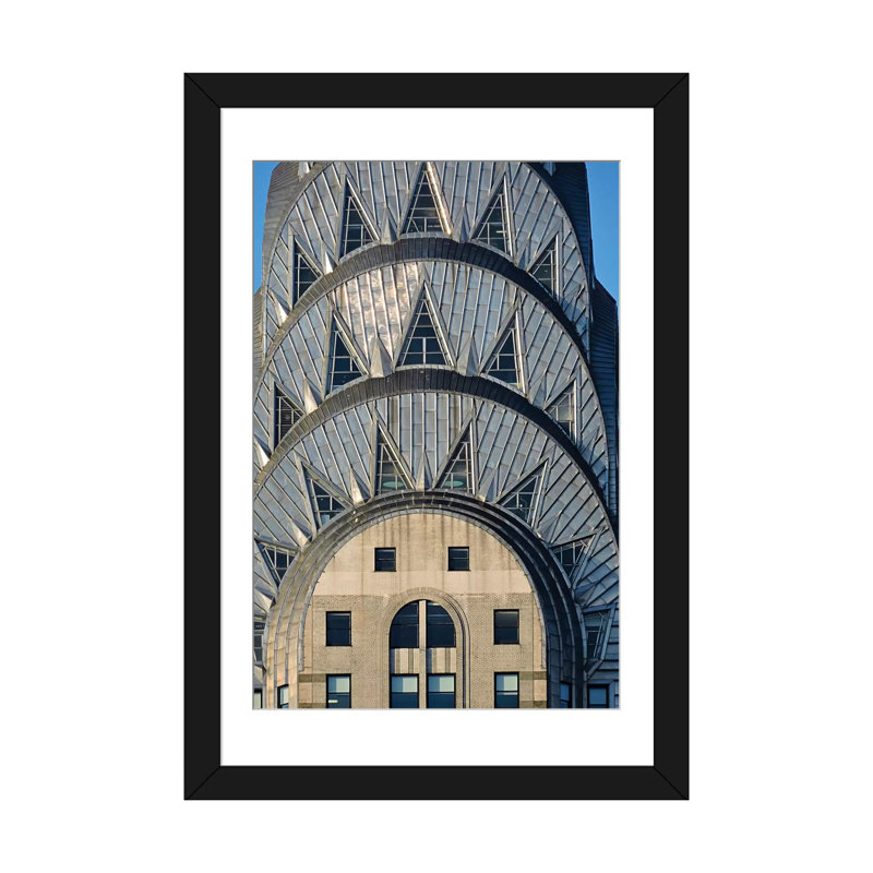 «Chrysler Building», photographie sur toile, H 32 po x l 24 po x P 1 po, Papier beaux-arts encadré noir, Blanc