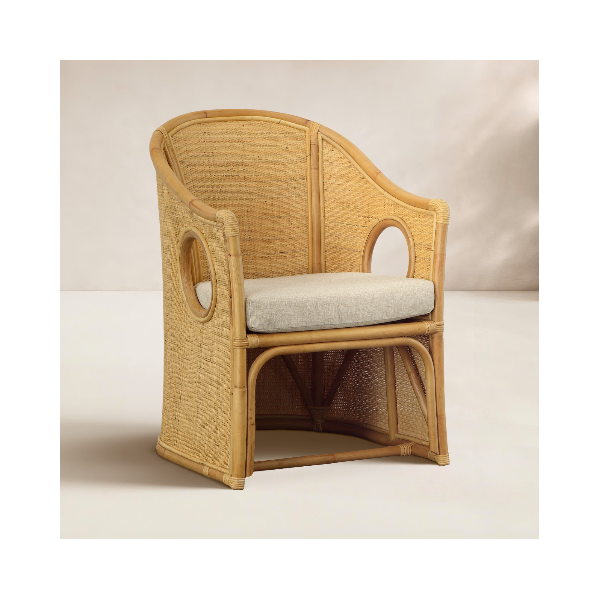 Wicker Outdoor Lounge Chair