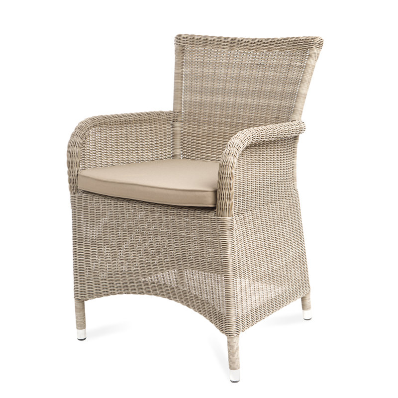 Bridge 47" Round 4 Seat Dining Set