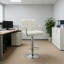 Tabouret de bar à siège simple et pivotant réglable