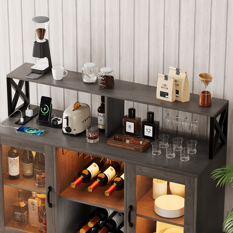 Meuble bar à vin moderne avec éclairage DEL et prises électriques – Buffet indépendant avec casier à vin, porte-verres et grand espace de rangement – ​​Idéal pour la salle à manger, la cuisine ou le salon