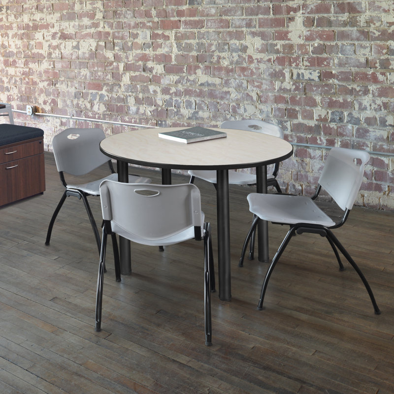 Plateau de table Kee, 4 chaises empilables, 29" H x 42" W x 42" D, Érable / noir, Bourgogne