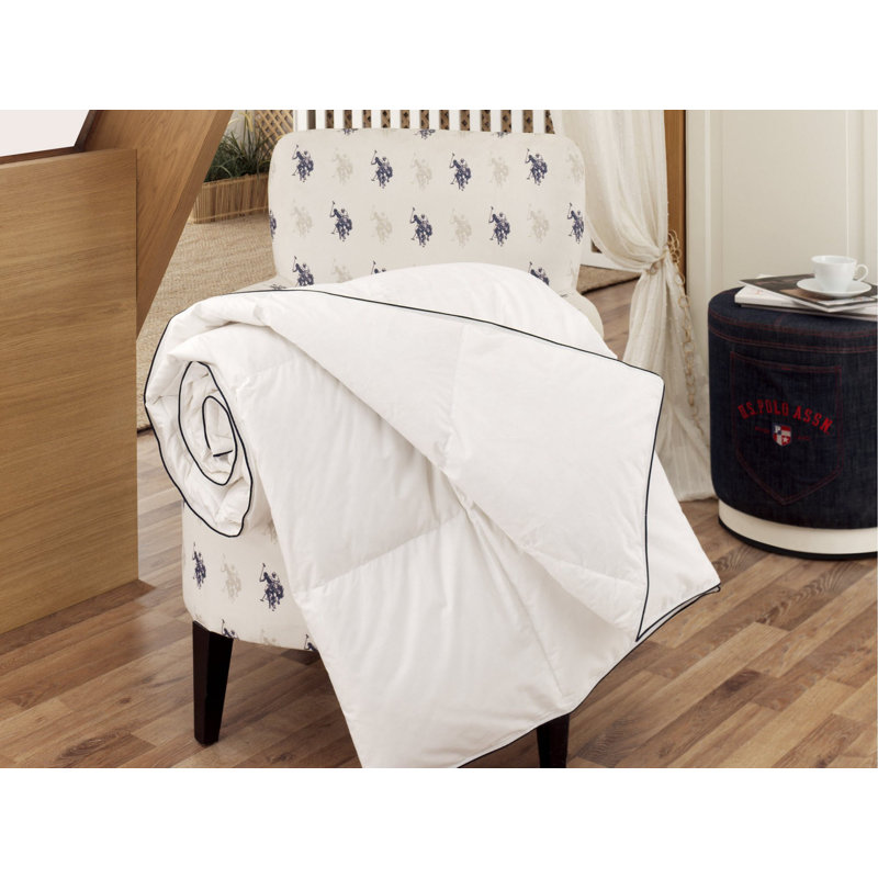 Full / Double All Season Goose Down Alternative Comforter