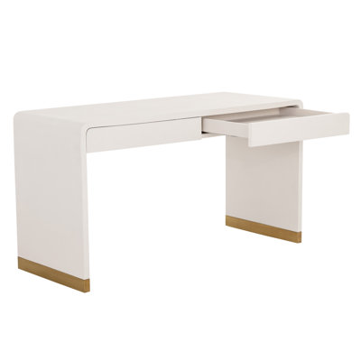Ilona Desk
